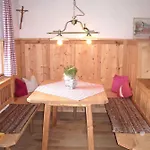 בית חווה Bergbauernhof Simmerl