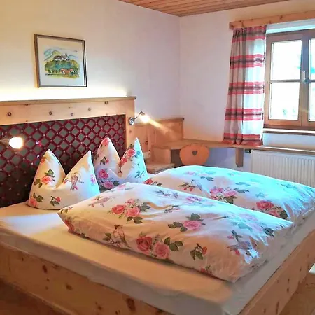 Bergbauernhof Simmerl * Sachrang